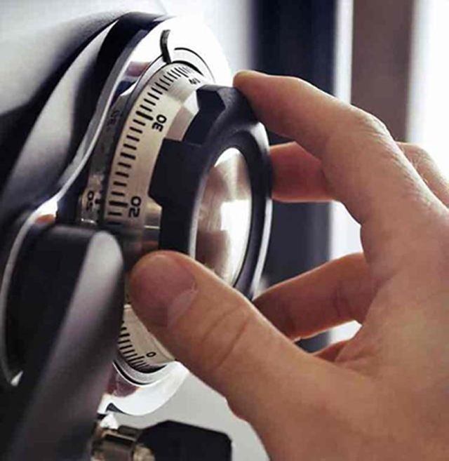 白玉开修保险柜