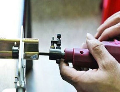 白玉24小时上门开锁公司